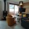 Chalet Rivendell, Morzine sleeps 10 with garage - 莫尔济讷