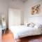 Designer Apartment in Central Florence - hosted by Sweetstay