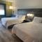 Holiday Inn Express & Suites Warrensburg North by IHG