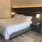 Holiday Inn Express & Suites Warrensburg North by IHG