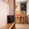 Cosy & rustic retreat - Woodland Cottage.