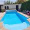 Villa dune chambre avec piscine privee jardin clos et wifi a Canohes