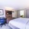 Holiday Inn Express & Suites - Lincoln East - White Mountains by IHG