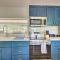 Waterfront Escape Ozarks Home and Guest House!