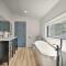 Waterfront Escape Ozarks Home and Guest House!