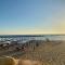 beautiful apartment near the sea and a large private garden