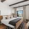 The Summit NEW Hilltop Estate with Sunset Views & Movie Theater - Palm Desert