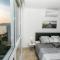 Luxury apartment in front of Acapulco Beach