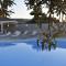 Rousolakos Pool Apartments