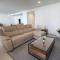 High end large ground floor with luxury private pool and sea views