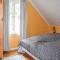 Nice Home In Vik I Sogn With Jacuzzi