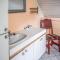 Nice Home In Vik I Sogn With Jacuzzi