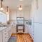 Whales Tail Cottage - Meredith Lodging