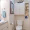 Whales Tail Cottage - Meredith Lodging