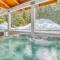 The Chinook Lodge at Government Camp - Meredith Lodging