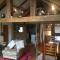 Little Pentre Barn with cosy logburner - Wrexham