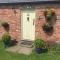 Little Pentre Barn with cosy logburner - Wrexham