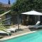 Maison de plain pied pour 4 pers piscine Lussan - Lussan