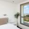 Beautiful 2bd family apt by the beach - pool & parking & gym - Gelilot