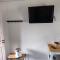 Lovely room, easy access to E45 highway - Rask Mølle