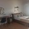Bourbos Summer Rooms