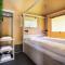 Glamping lodge with Eco-Wellness - Zeewolde