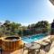 Kaitiaki Lodge - Private pool & Spa