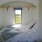 Sunny Mount Shepherds Hut