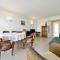 90m Near Beach With Sea View 2 Terraces!