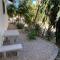 Beautiful Loft! Walk from the beach!