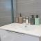 Le Victorien, T2 hypercentre chic et cosy, Wifi par SOVALFI