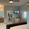 Luxury Studio Rooftop Pool n View unit #4