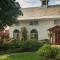 Lang House on Main Street Bed & Breakfast