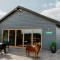King Richards Luxury Lodge - Sleeps up to 8, Dog Friendly, Near Sherwood Forest at Fairview Farm in Nottingham set in 88 acres and great for Groups, Family Gatherings & Corporate events