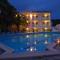 Dolphin Hotel - Skopelos stad