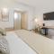 Cabogata Beach Hotel