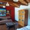 Varias Art House