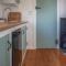 Rosemary - 1 Bedroom Shepherds Hut - Amroth - Амрот