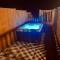 The Beehive -Stunning Views - Hot Tub - Romantic