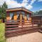 Angie's Haven, Superb 2 Bedroom Lodge with Hot Tub - Sleeps 6 - Felmoor Park - Morpeth