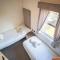Hazel Oaks, Beautiful Lodge with Hot Tub - Sleeps 6 - Felmoor Park