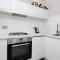 JOIVY Splendid 4-bed Flat Near The Castle - 爱丁堡