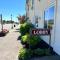 Court Plaza Inn & Suites of Mackinaw