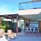 LUXURIOUS NEW HOUSE, UNFORGETABLE EXPERIENCE.