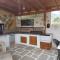 Varias Art House