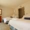 Kauawhi Lodge - Acacia Bay Holiday Home