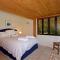 Kauawhi Lodge - Acacia Bay Holiday Home