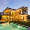 LUXURIOUS NEW HOUSE, UNFORGETABLE EXPERIENCE.