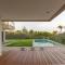 LUXURIOUS NEW HOUSE, UNFORGETABLE EXPERIENCE.