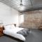 Flexhome Brewery District 1BR Apt M1 - ميلووكي
